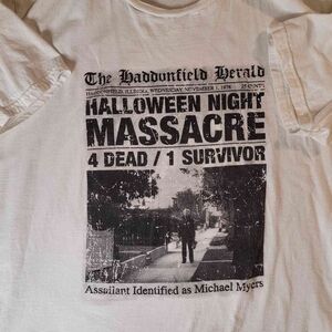 🔪Mike Myers Halloween shirt. large. 25" x 21". Clean. Horror.